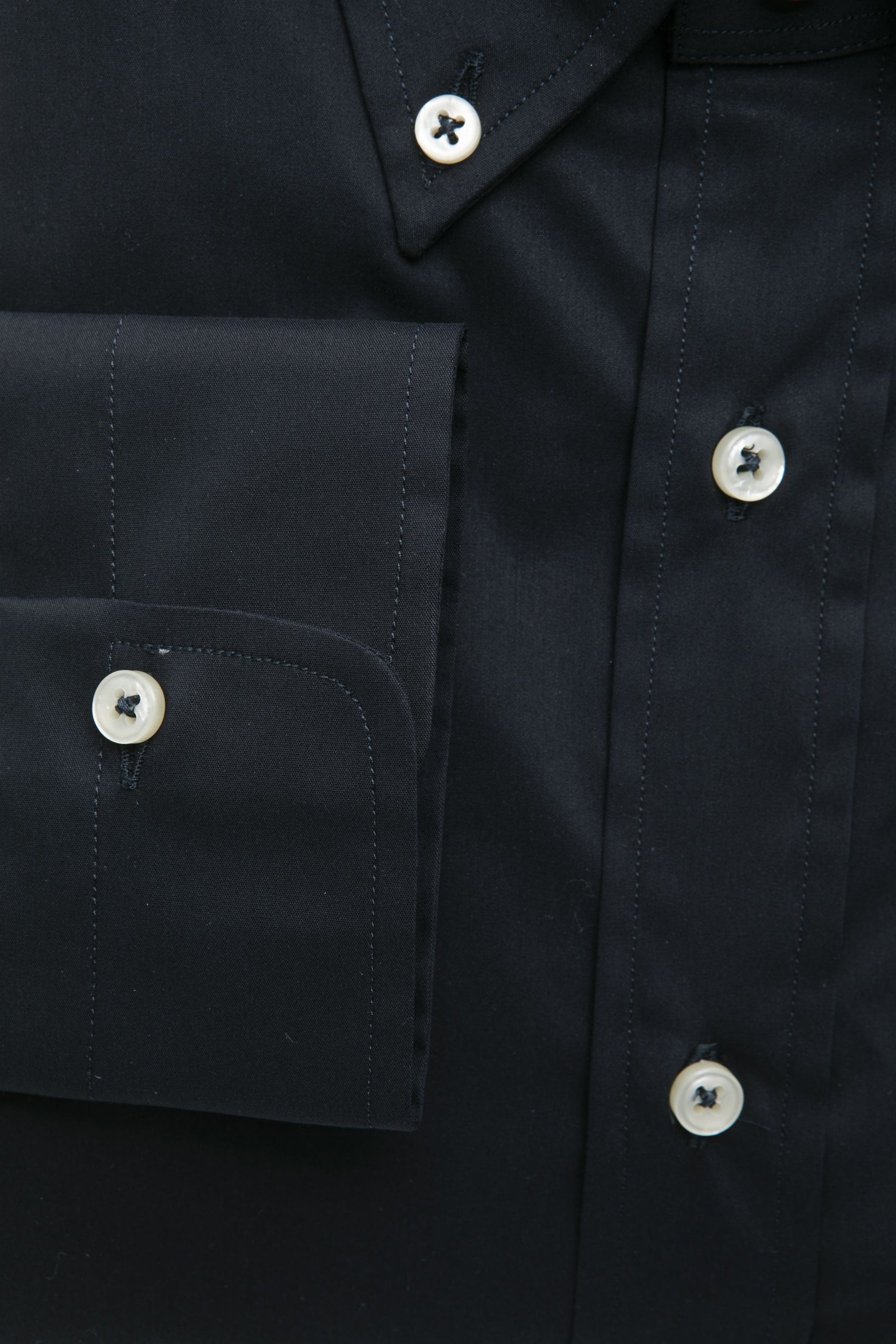 Robert Friedman Camicie Nero
